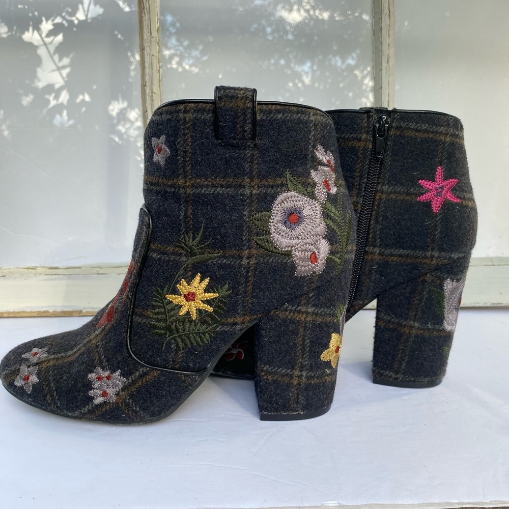 Size 8.5 Indigo rd. Ankle Boots from Urban Outfitters
